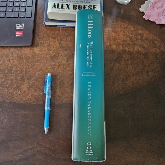 The Hiltons: The True Story of an American Dynasty Hardcover Book, Taraborrelli - Picture 3 of 11